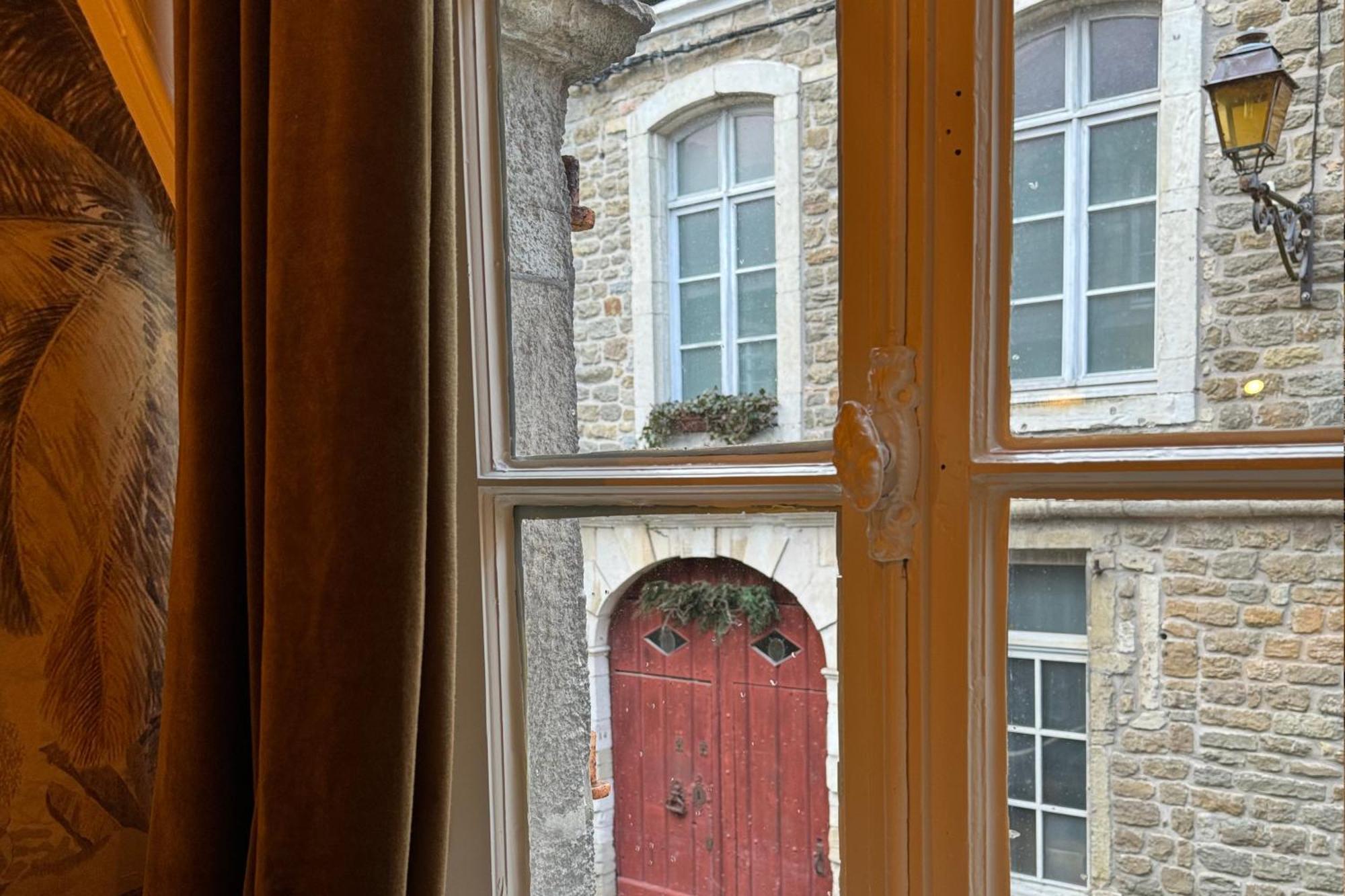 Maison 1747 - Gites De Standing En Vieille-Ville Avec Cour Boulogne-sur-Mer Bagian luar foto