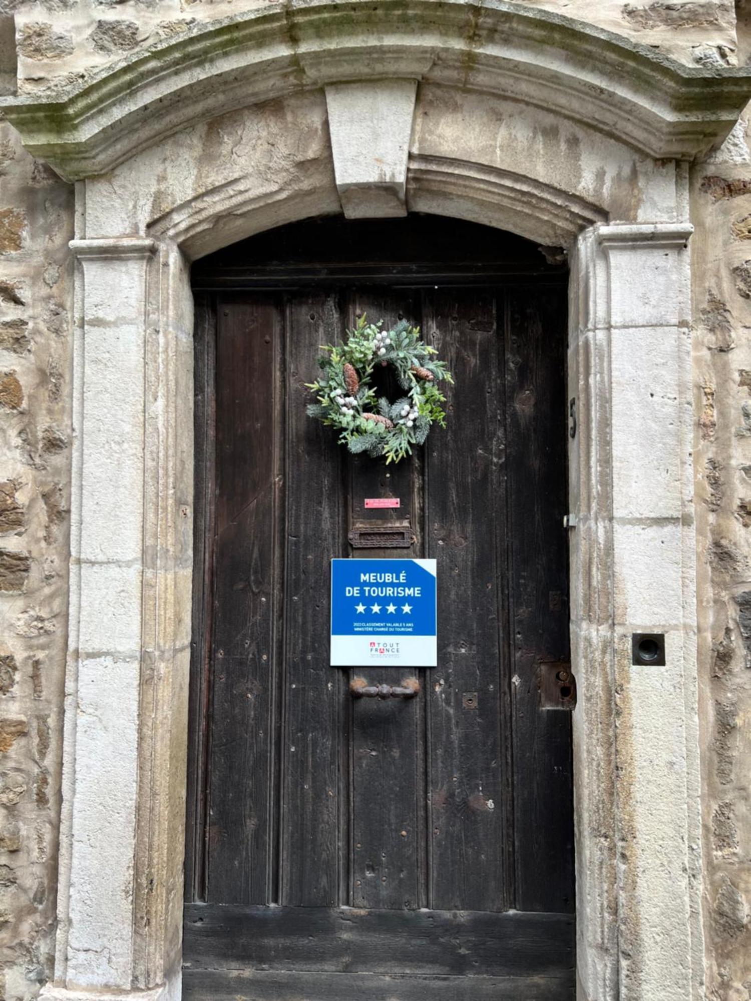 Maison 1747 - Gites De Standing En Vieille-Ville Avec Cour Boulogne-sur-Mer Bagian luar foto